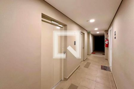 Apartamento à venda com 27m², 1 quarto e sem vagaHall Apartamento