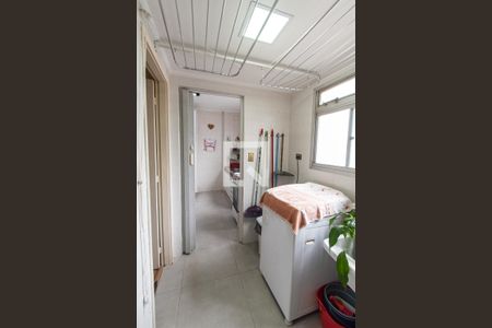 Apartamento à venda com 73m², 3 quartos e 1 vagaÁrea de serviço