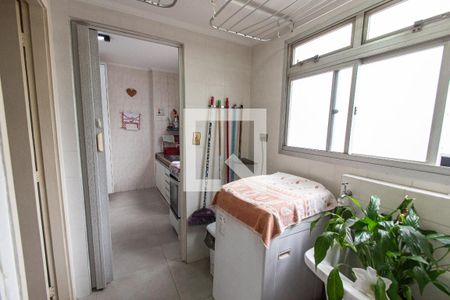 Apartamento à venda com 73m², 3 quartos e 1 vagaÁrea de serviço