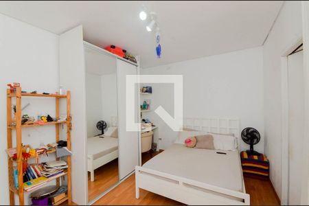 Casa à venda com 250m², 6 quartos e 2 vagasQuarto 5 - Suíte