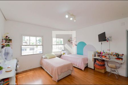 Casa à venda com 250m², 6 quartos e 2 vagasQuarto 6 - Suíte