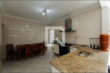 Casa à venda com 250m², 6 quartos e 2 vagasCozinha