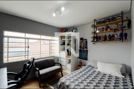 Casa à venda com 250m², 6 quartos e 2 vagasQuarto 4