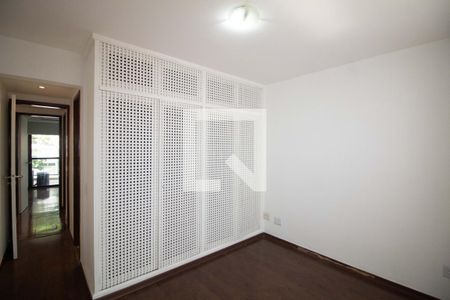 Apartamento para alugar com 99m², 2 quartos e 1 vagaSuíte