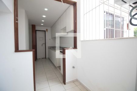 Apartamento para alugar com 99m², 2 quartos e 1 vagaÁrea de serviço