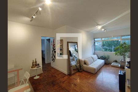 Apartamento à venda com 80m², 2 quartos e 1 vaga Apartamento à venda com 80m², 2 quartos e 1 vagaSala