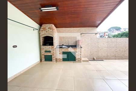 Casa para alugar com 150m², 3 quartos e 4 vagas Casa para alugar com 150m², 3 quartos e 4 vagasChurrasqueira