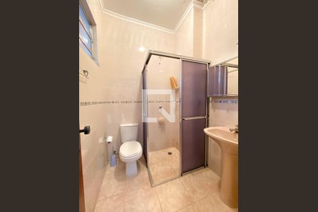 Casa para alugar com 150m², 3 quartos e 4 vagas Casa para alugar com 150m², 3 quartos e 4 vagasÁrea de Serviço - Banheiro