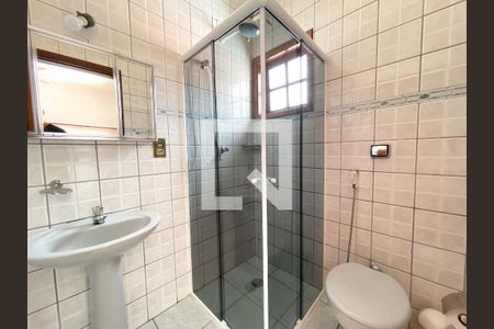 Casa para alugar com 150m², 3 quartos e 4 vagas Casa para alugar com 150m², 3 quartos e 4 vagasBanheiro