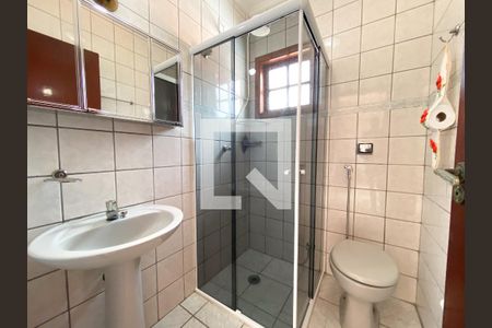 Casa para alugar com 150m², 3 quartos e 4 vagas Casa para alugar com 150m², 3 quartos e 4 vagasBanheiro