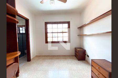 Casa para alugar com 150m², 3 quartos e 4 vagas Casa para alugar com 150m², 3 quartos e 4 vagasQuarto 2