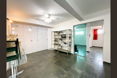 Casa para alugar com 150m², 3 quartos e 4 vagas Casa para alugar com 150m², 3 quartos e 4 vagasÁrea de Serviço