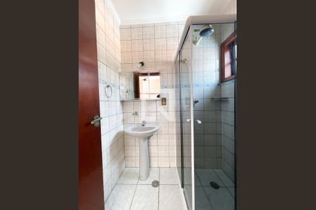 Casa para alugar com 150m², 3 quartos e 4 vagas Casa para alugar com 150m², 3 quartos e 4 vagasBanheiro