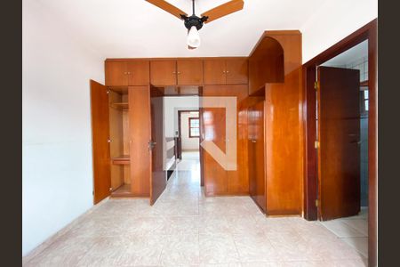 Casa para alugar com 150m², 3 quartos e 4 vagas Casa para alugar com 150m², 3 quartos e 4 vagasQuarto 3