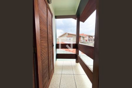 Casa para alugar com 150m², 3 quartos e 4 vagas Casa para alugar com 150m², 3 quartos e 4 vagasVaranda