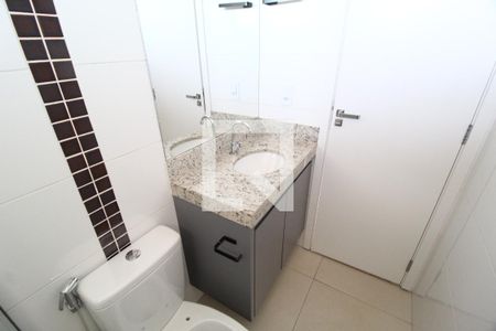 Apartamento para alugar com 58m², 2 quartos e 1 vagaBanheiro do Quarto 2