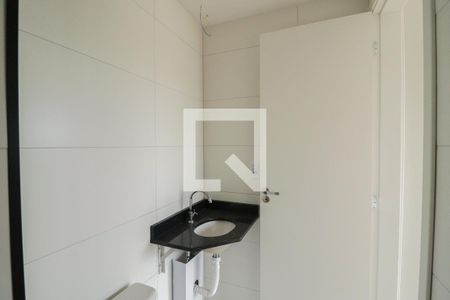 Banheiro de kitnet/studio para alugar com 0 quarto, 35m² em Jardim São Paulo, São Paulo