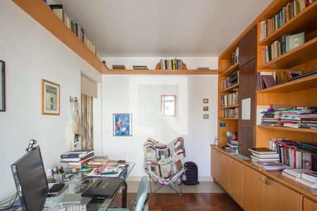 Apartamento à venda com 167m², 3 quartos e 3 vagas