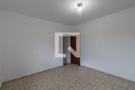 Casa à venda com 246m², 3 quartos e 4 vagasSuíte