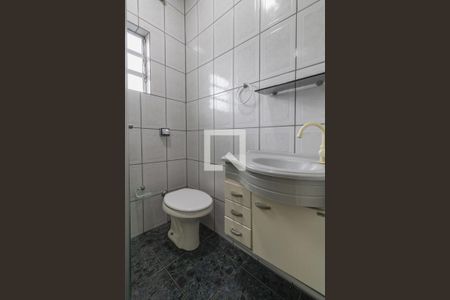 Casa à venda com 246m², 3 quartos e 4 vagasBanheiro Suíte