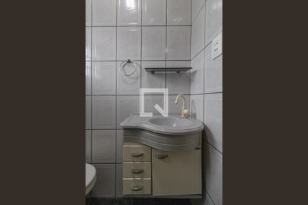 Casa à venda com 246m², 3 quartos e 4 vagasBanheiro Suíte