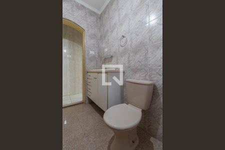 Casa à venda com 246m², 3 quartos e 4 vagasBanheiro 2