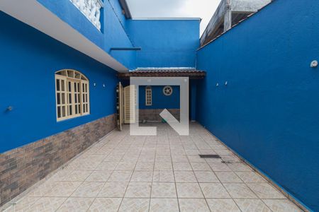 Casa à venda com 246m², 3 quartos e 4 vagasQuintal