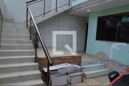 Casa de condomínio à venda com 197m², 2 quartos e 2 vagasQuintal