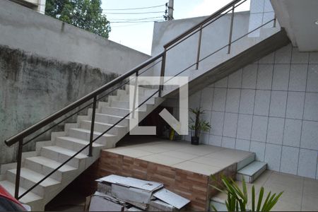 Casa de condomínio à venda com 197m², 2 quartos e 2 vagasQuintal