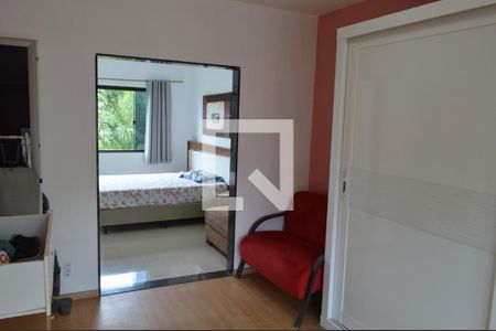 Casa de condomínio à venda com 197m², 2 quartos e 2 vagasCloset do Quarto - Casa 1