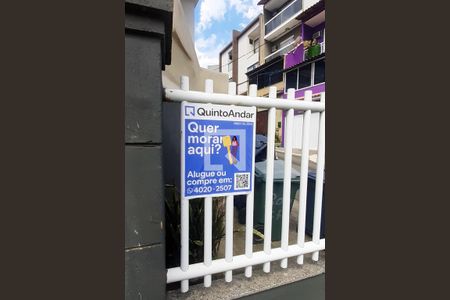 Casa de condomínio à venda com 197m², 2 quartos e 2 vagasPlaca