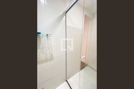 Apartamento para alugar com 47m², 2 quartos e 1 vaga Apartamento para alugar com 47m², 2 quartos e 1 vagaBanheiro