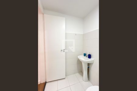 Apartamento para alugar com 47m², 2 quartos e 1 vaga Apartamento para alugar com 47m², 2 quartos e 1 vagaBanheiro