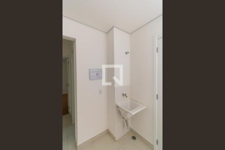 Apartamento para alugar com 32m², 2 quartos e sem vaga Apartamento para alugar com 32m², 2 quartos e sem vagaÁrea de Serviço