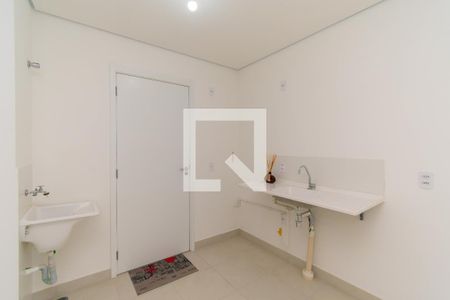 Apartamento para alugar com 32m², 2 quartos e sem vaga Apartamento para alugar com 32m², 2 quartos e sem vagaCozinha e Área de Serviço