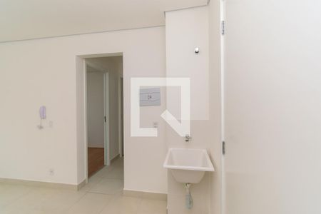 Apartamento para alugar com 32m², 2 quartos e sem vaga Apartamento para alugar com 32m², 2 quartos e sem vagaÁrea de Serviço