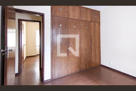 Apartamento para alugar com 160m², 4 quartos e 1 vaga Apartamento para alugar com 160m², 4 quartos e 1 vagaQuarto 2