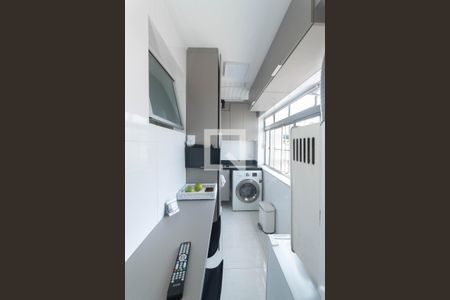 Apartamento para alugar com 83m², 3 quartos e 1 vaga Apartamento para alugar com 83m², 3 quartos e 1 vagaLavanderia