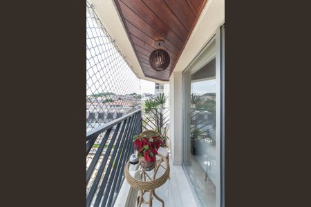 Varanda de apartamento para alugar com 3 quartos, 83m² em Vila Santo Estefano, São Paulo