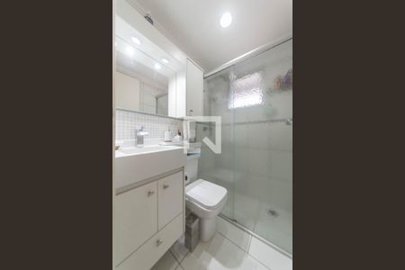 Banheiro Social de apartamento para alugar com 3 quartos, 83m² em Vila Santo Estefano, São Paulo