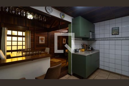 Casa à venda com 350m², 3 quartos e 5 vagas Casa à venda com 350m², 3 quartos e 5 vagasCozinha - Casa 1