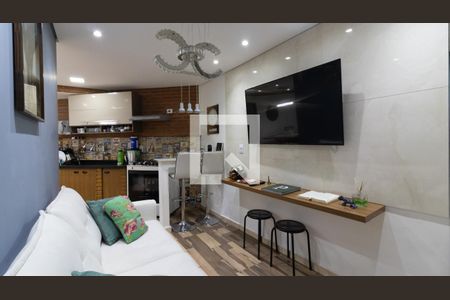 Casa à venda com 350m², 3 quartos e 5 vagas Casa à venda com 350m², 3 quartos e 5 vagasSala - Casa 2