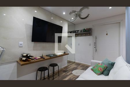 Casa à venda com 350m², 3 quartos e 5 vagas Casa à venda com 350m², 3 quartos e 5 vagasSala - Casa 2