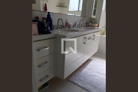 Apartamento à venda com 247m², 4 quartos e 4 vagas Apartamento à venda com 247m², 4 quartos e 4 vagasFoto 17