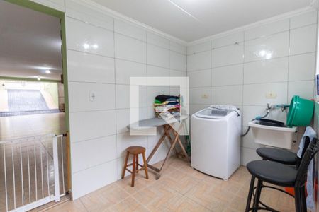 Casa à venda com 162m², 3 quartos e 3 vagasLavanderia