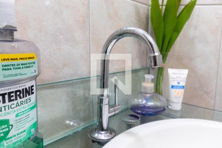 Casa à venda com 162m², 3 quartos e 3 vagasBanheiro - torneira