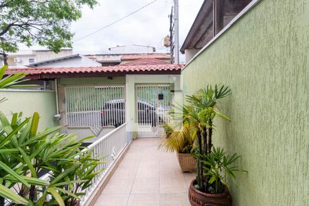 Casa à venda com 162m², 3 quartos e 3 vagasCorredor