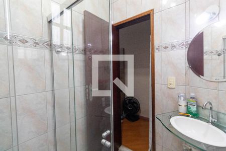 Casa à venda com 162m², 3 quartos e 3 vagasBanheiro da Suíte