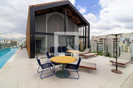 Studio para alugar com 26m², 1 quarto e sem vaga Studio para alugar com 26m², 1 quarto e sem vagaPiscina