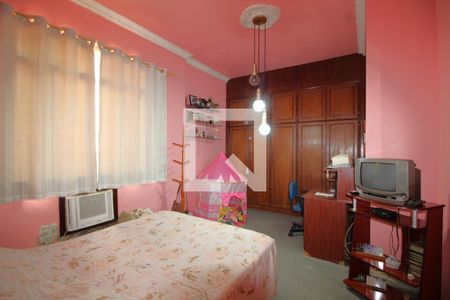 Casa à venda com 255m², 3 quartos e 2 vagasQuarto 2